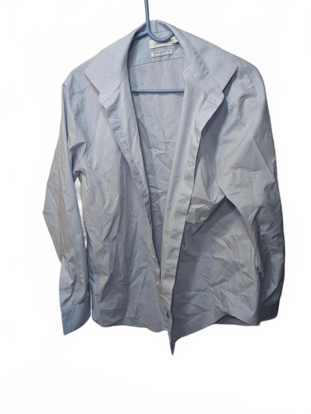 Calvin Klein Men's Light Blue Button-Up Shirt Size 15 32/33